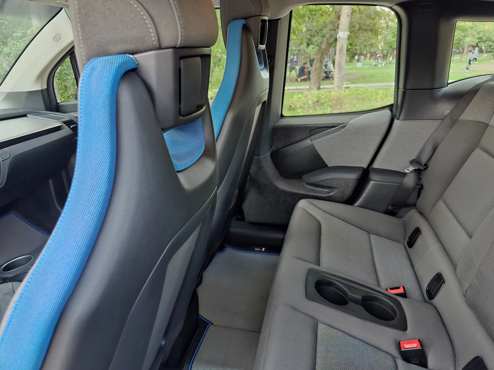 BMW i3 120 Ah - изображение 8