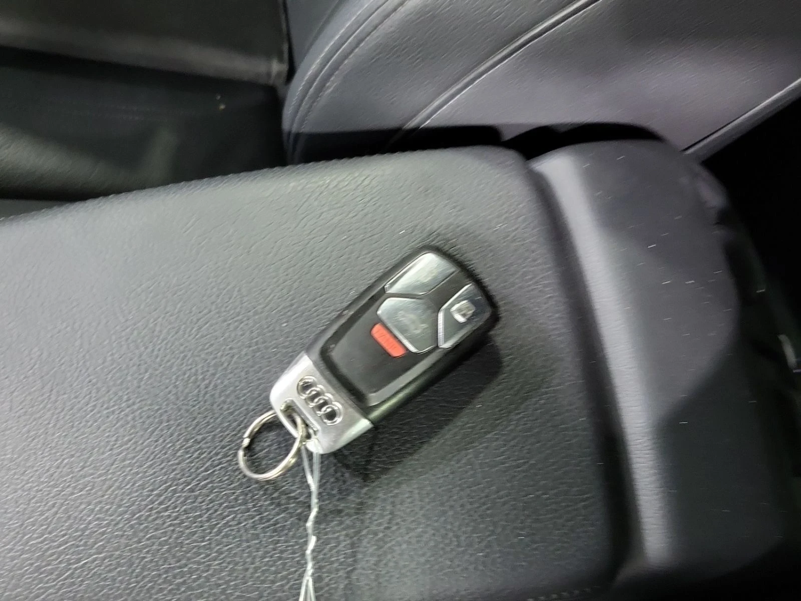 Audi A4 Technik* S-line* B&O* Пано* Камера* Подгрев, снимка 16 - Автомобили и джипове - 53862022