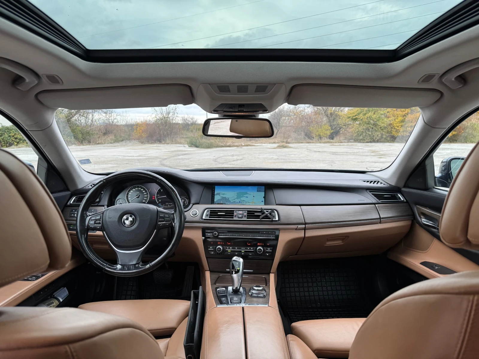 BMW 740, снимка 5 - Автомобили и джипове - 54112241