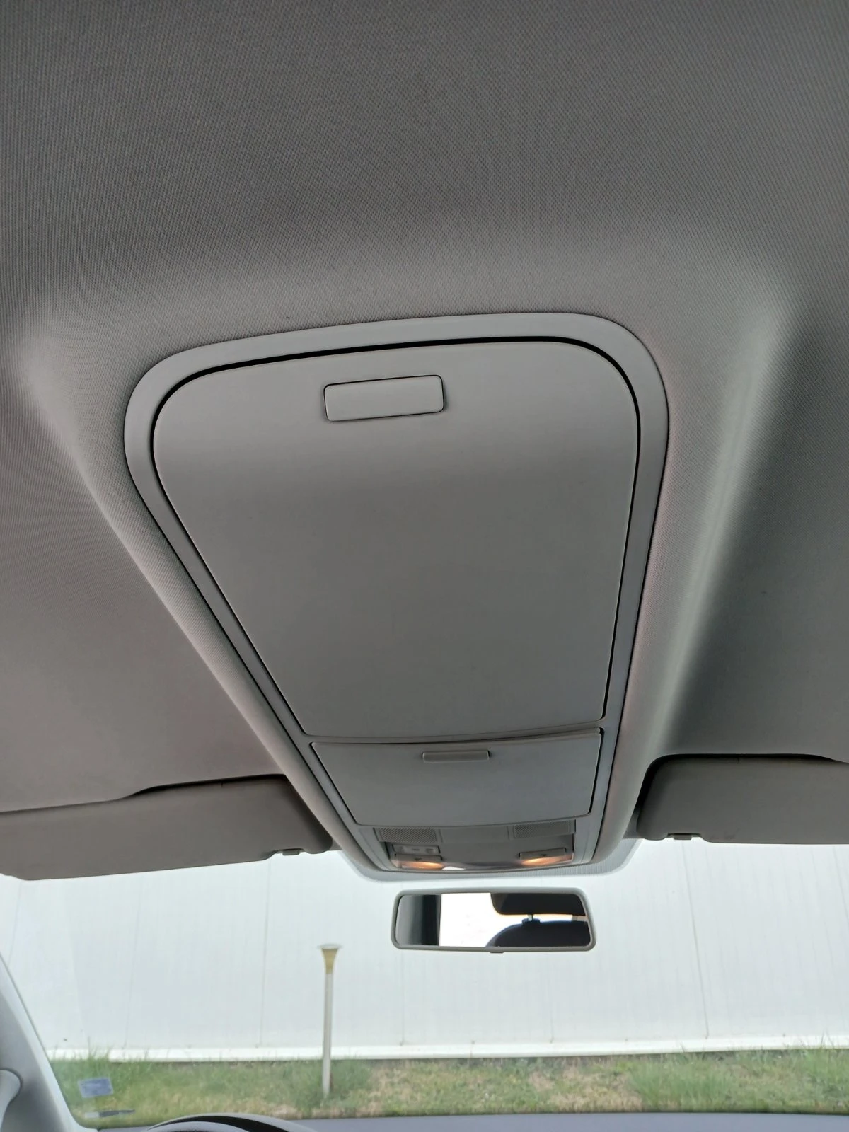 VW Touran, снимка 17 - Автомобили и джипове - 54156014