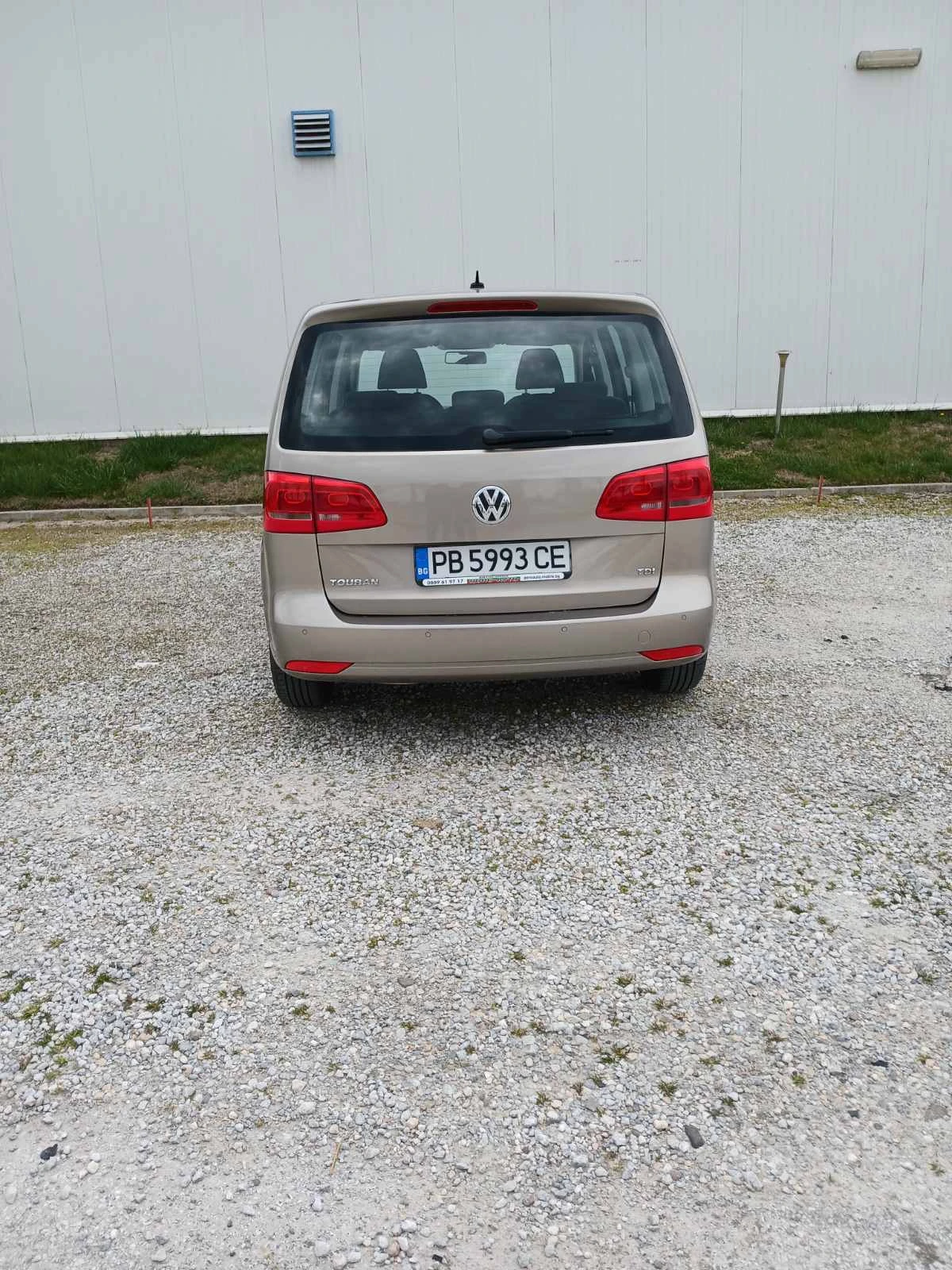 VW Touran, снимка 9 - Автомобили и джипове - 54156014