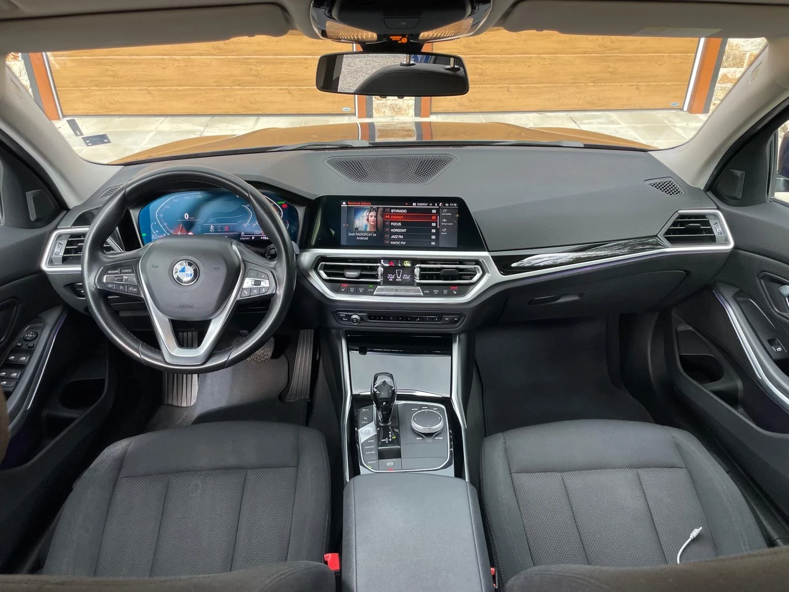 BMW 320 ТОП СЪСТОЯНИЕ, снимка 10 - Автомобили и джипове - 54159439