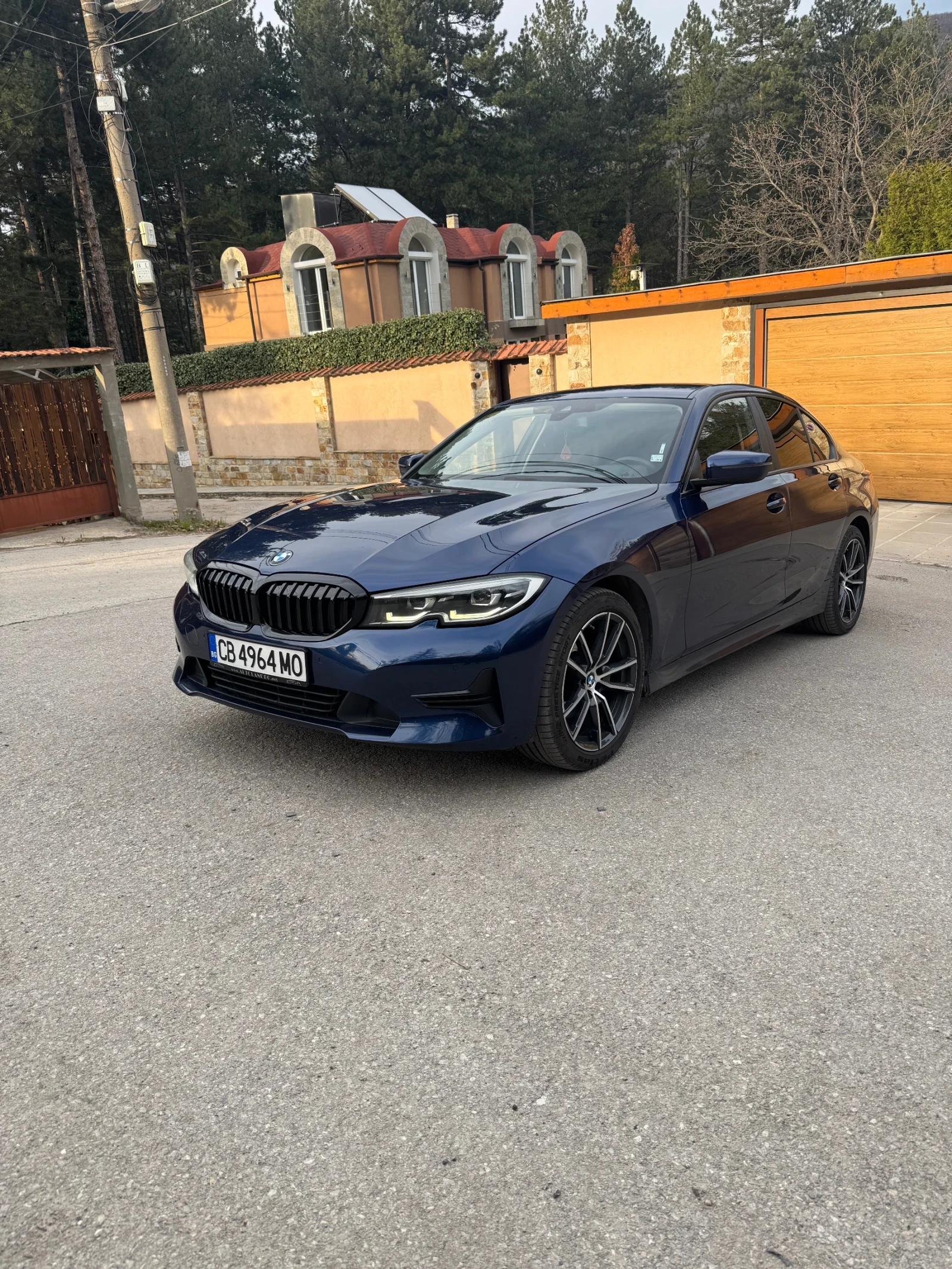 BMW 320 ТОП СЪСТОЯНИЕ, снимка 3 - Автомобили и джипове - 54159439