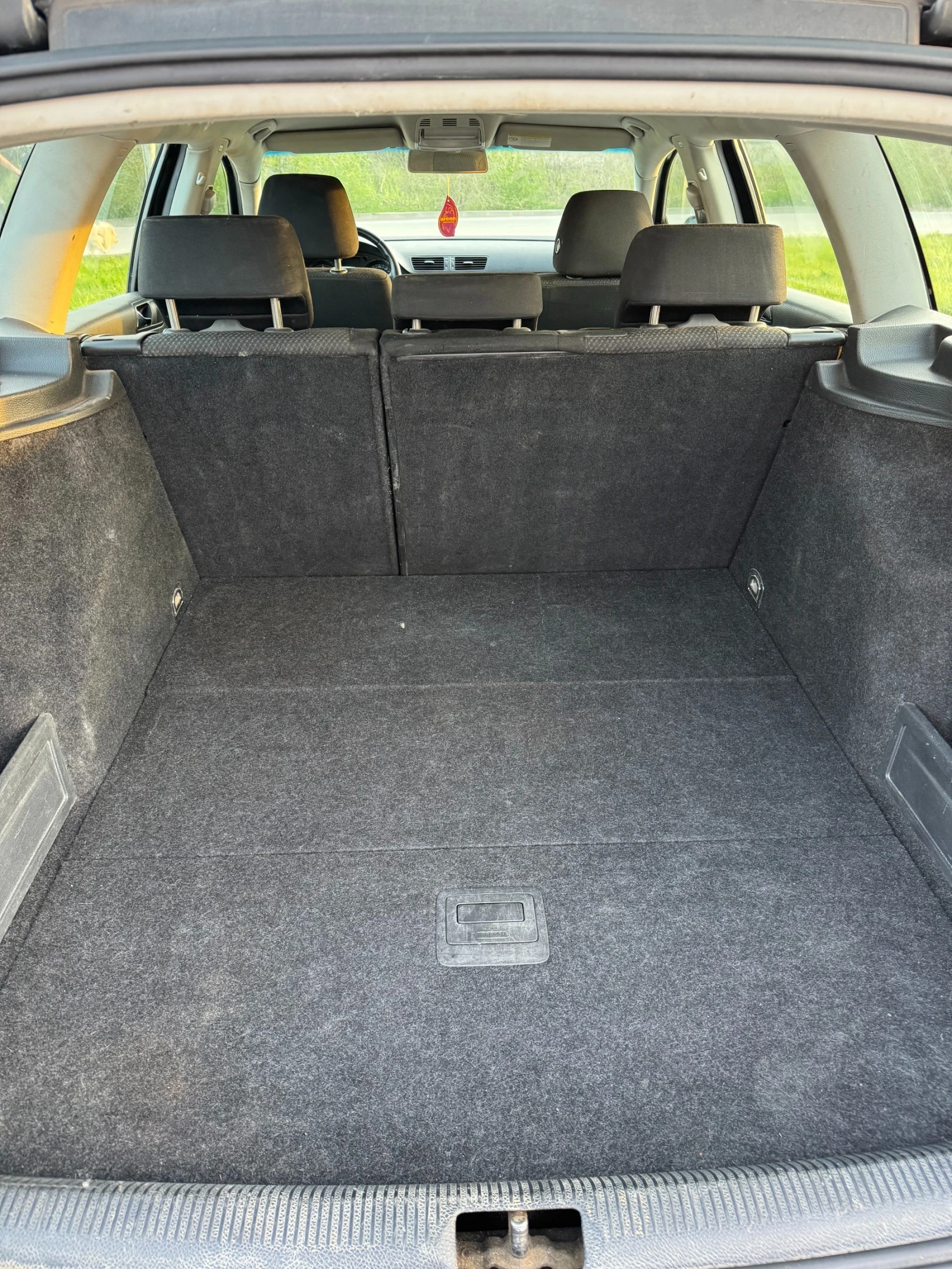 VW Passat 1.9 TDI 105кс, снимка 10 - Автомобили и джипове - 54196793