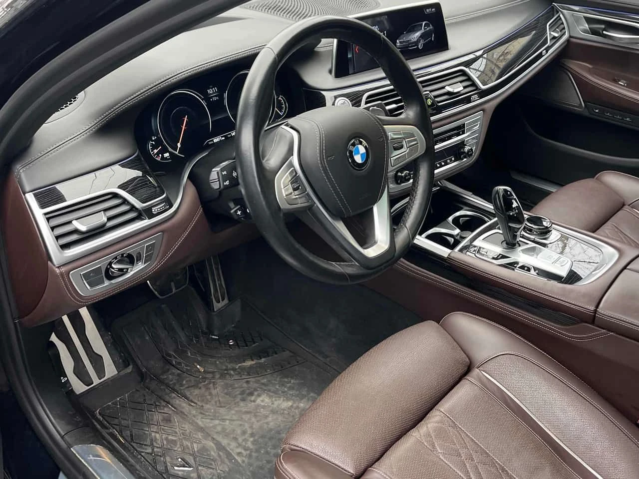 BMW 750 * xDrive * CARFAX * DIGITAL KEY * ������ * HEAD-UP | Mobile.bg � ����������� 5