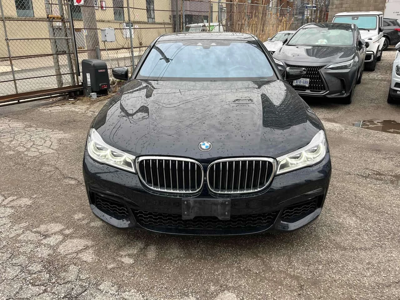 BMW 750 * xDrive * CARFAX * DIGITAL KEY * ������ * HEAD-UP | Mobile.bg � ����������� 6