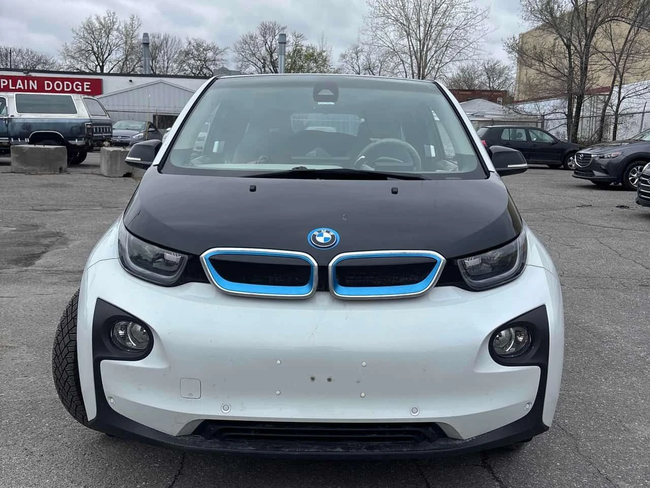 BMW i3 * 4dr HB w/Range Extender* 2 КЛЮЧА* ПОДГРЕВ* KEYLE, снимка 6 - Автомобили и джипове - 54379372
