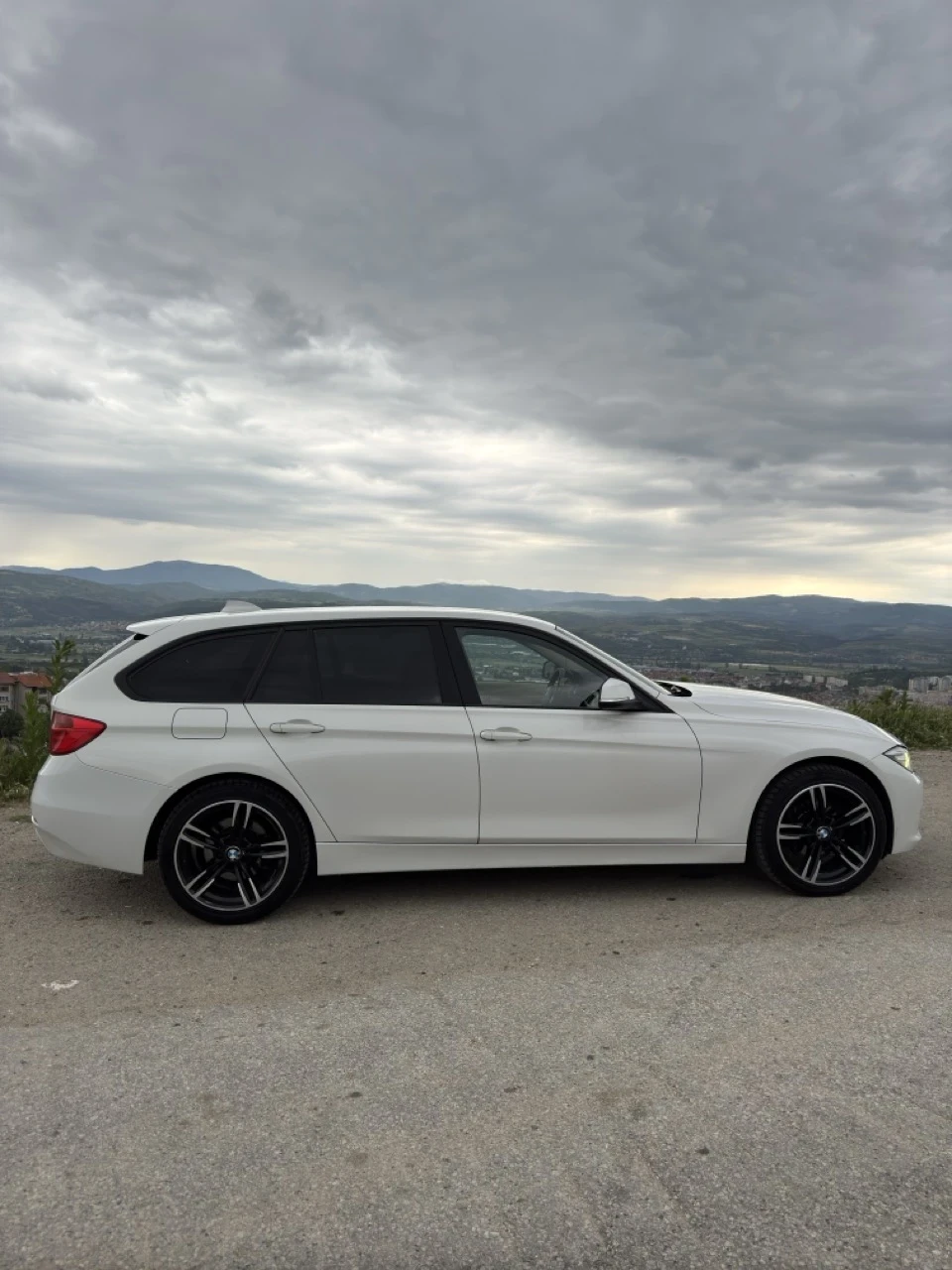 BMW 320 BMW 320d xDrive, снимка 7 - Автомобили и джипове - 54621528