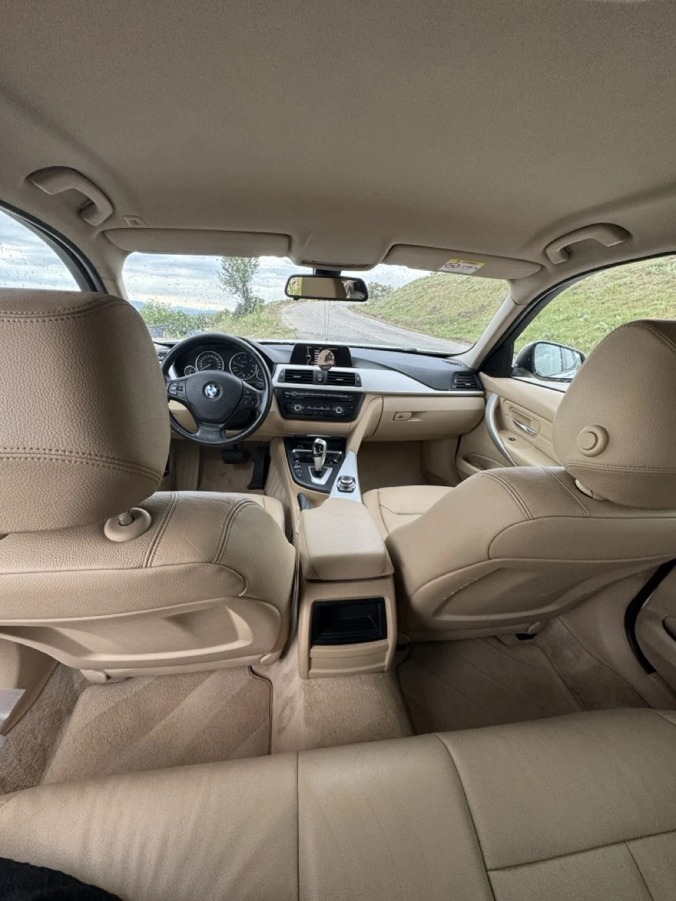 BMW 320 BMW 320d xDrive, снимка 11 - Автомобили и джипове - 54621528