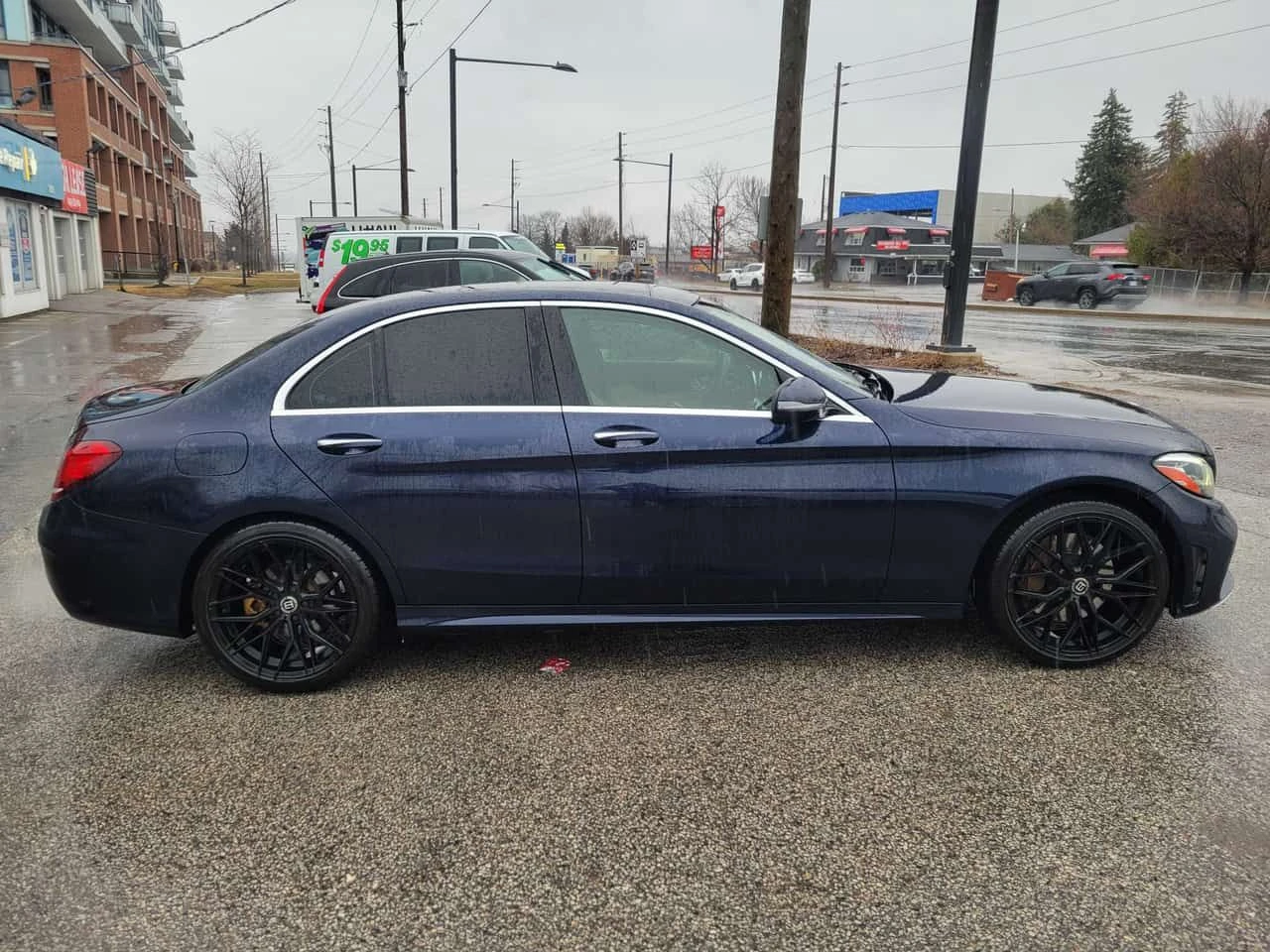 Mercedes-Benz C 300 * 4MATIC * PANO * ПОДГРЕВ * ПАМЕТ, снимка 3 - Автомобили и джипове - 54743775