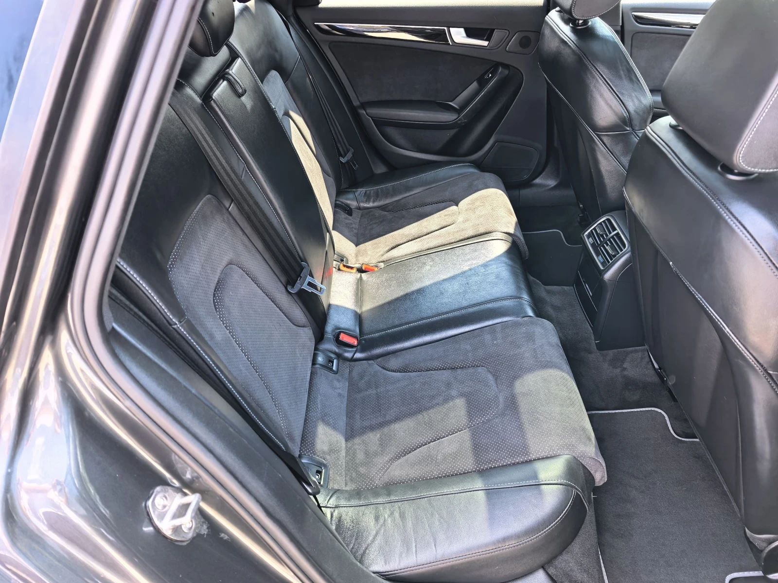 Audi A4 3.0��� 245�� 4�4 �� ���� 2015� | Mobile.bg � ����������� 9