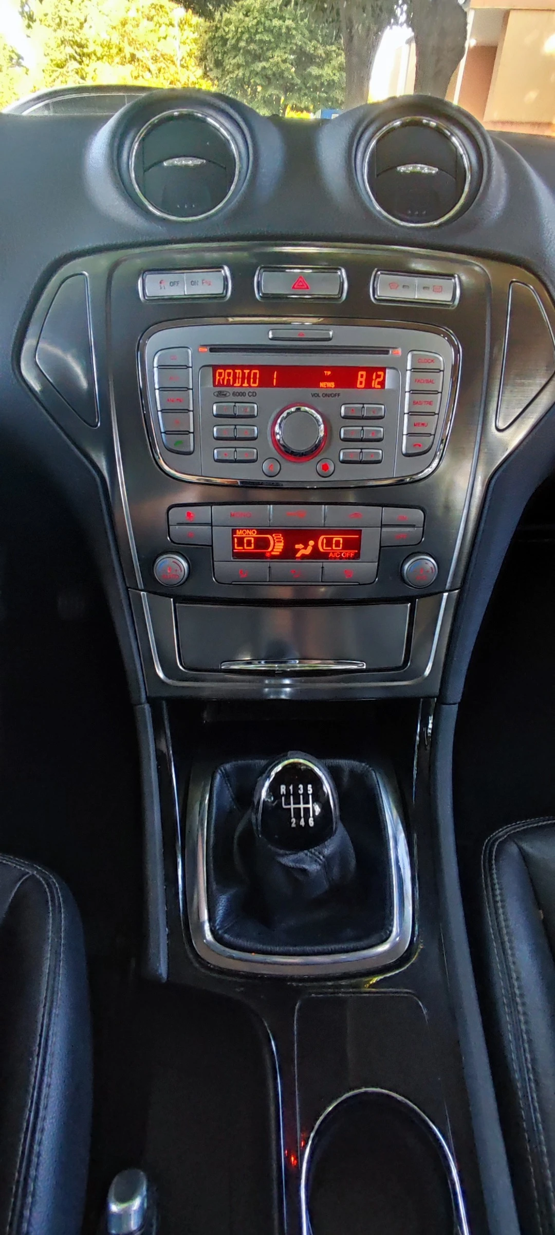 Ford Mondeo 1.8 TDCi, снимка 9 - Автомобили и джипове - 55147675