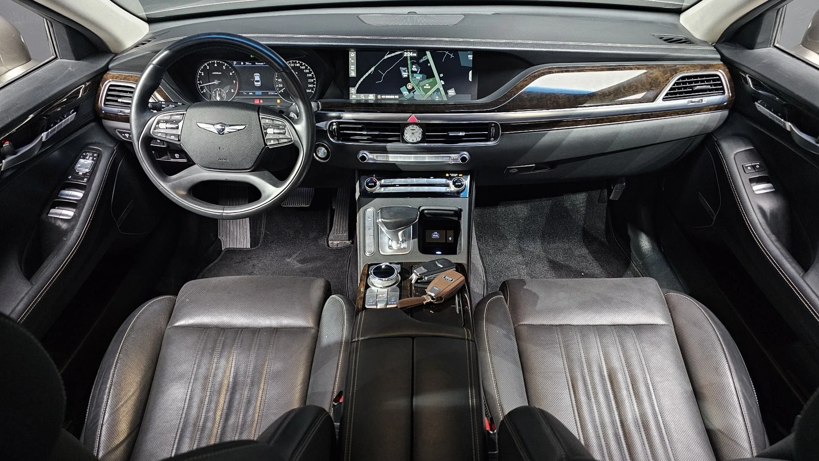 Genesis G90 3.8* KEYLESS* ПОДГРЕВ ВОЛАН* ЕЛ. БАГАЖНИК* КРАЙНА , снимка 7 - Автомобили и джипове - 55318969