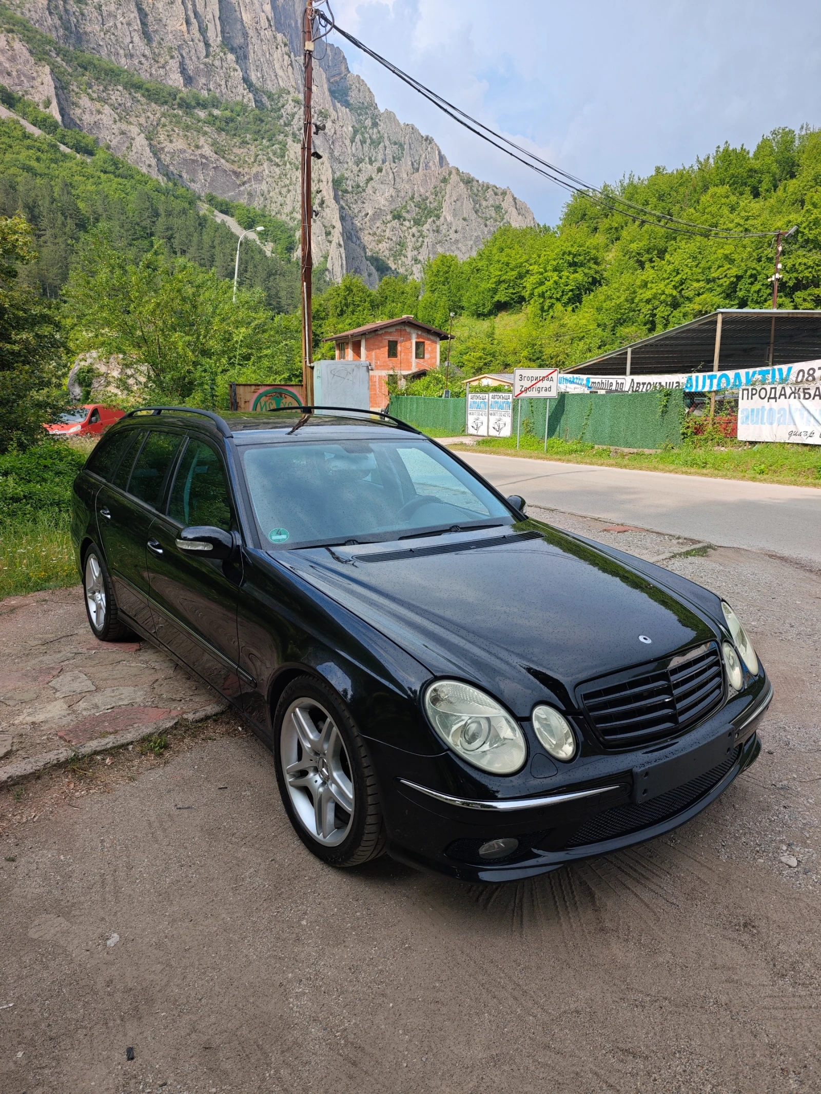 Mercedes-Benz E 320 3.2CDI AMG ПАКЕТ, снимка 12 - Автомобили и джипове - 55458806