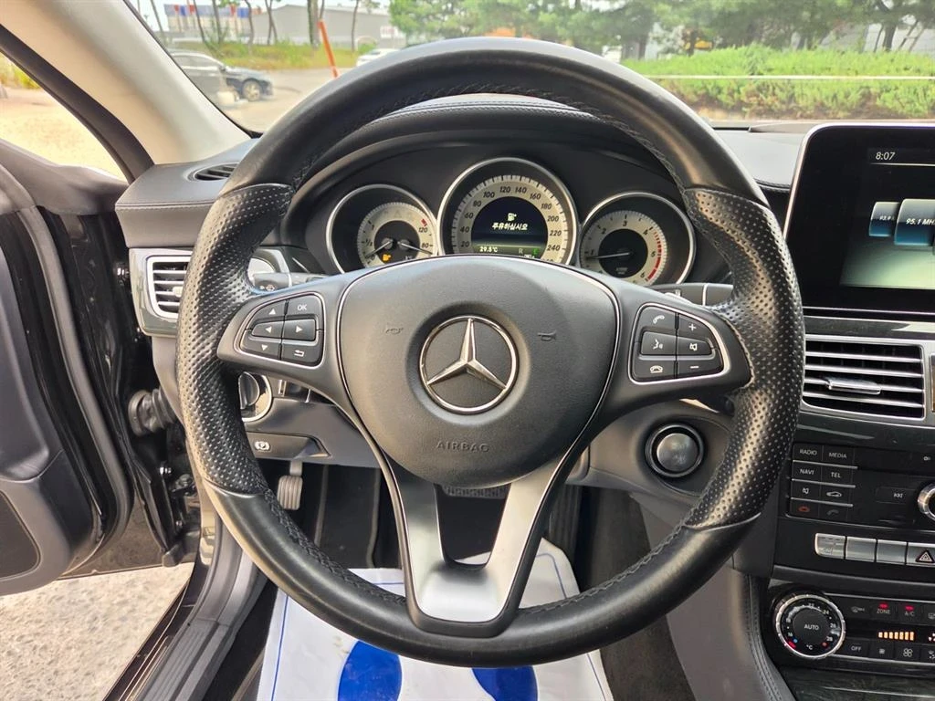 Mercedes-Benz CLS 250 D * 4MATIC * FACELIFT * 360 * ПАНОРАМА * , снимка 7 - Автомобили и джипове - 56041768