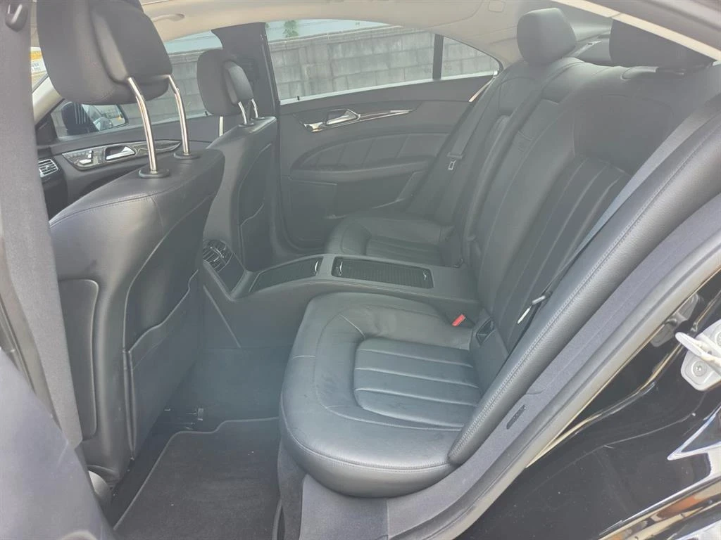 Mercedes-Benz CLS 250 D * 4MATIC * FACELIFT * 360 * ПАНОРАМА * , снимка 12 - Автомобили и джипове - 56041768
