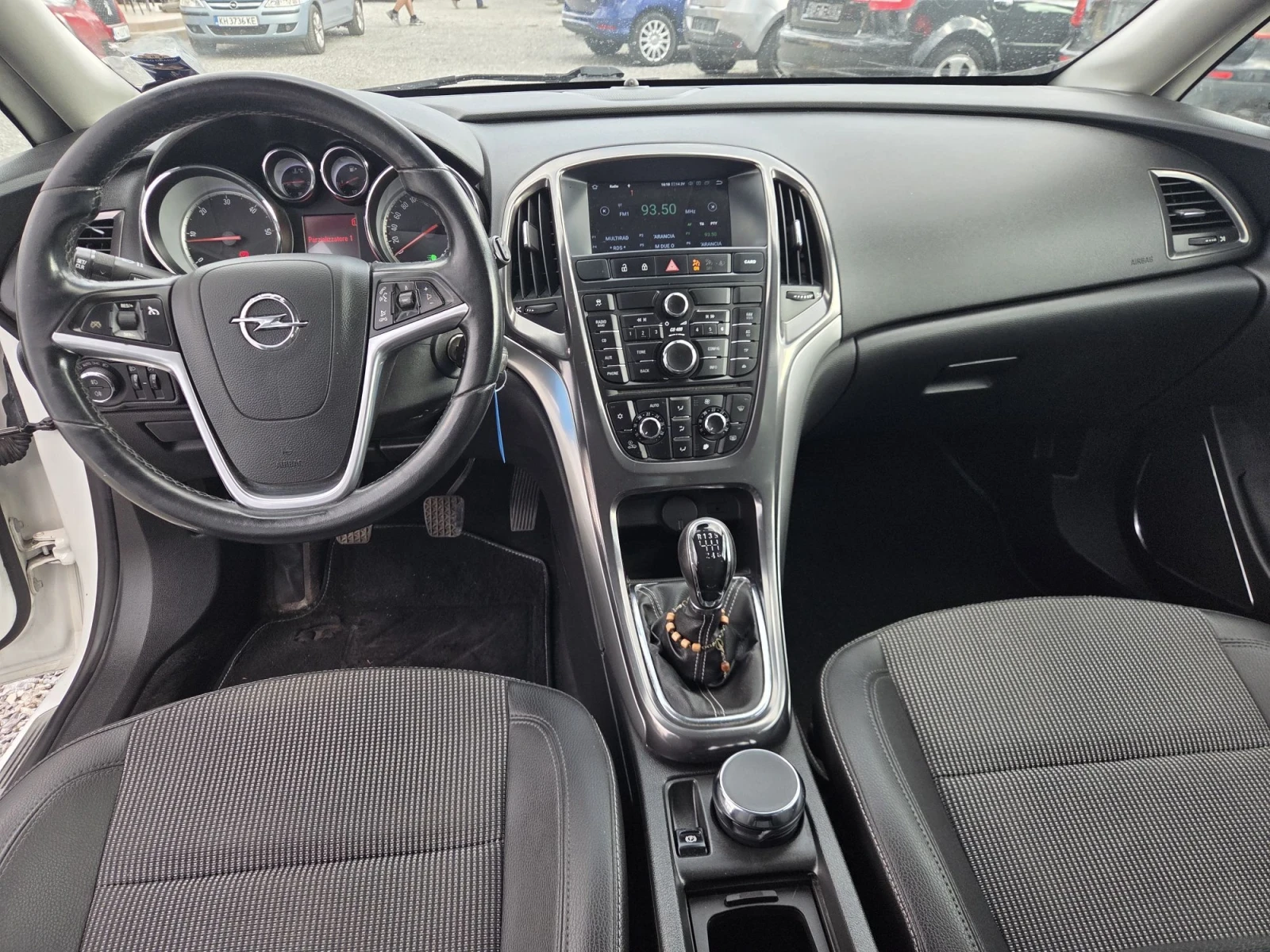 Opel Astra 1.7  cdti, снимка 9 - Автомобили и джипове - 56136011