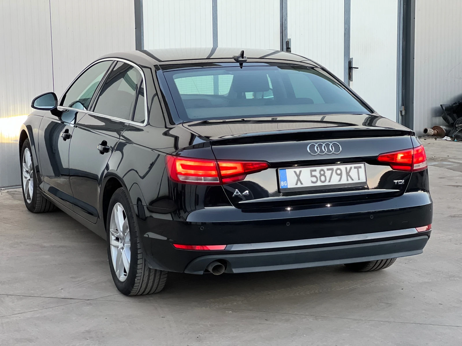 Audi A4, снимка 5 - Автомобили и джипове - 56637938