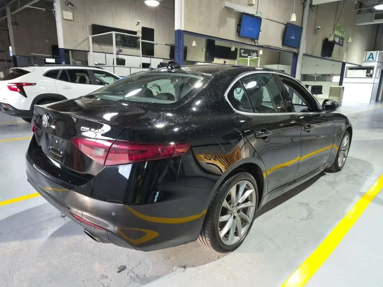 Alfa Romeo Giulia, снимка 3 - Автомобили и джипове - 56707154