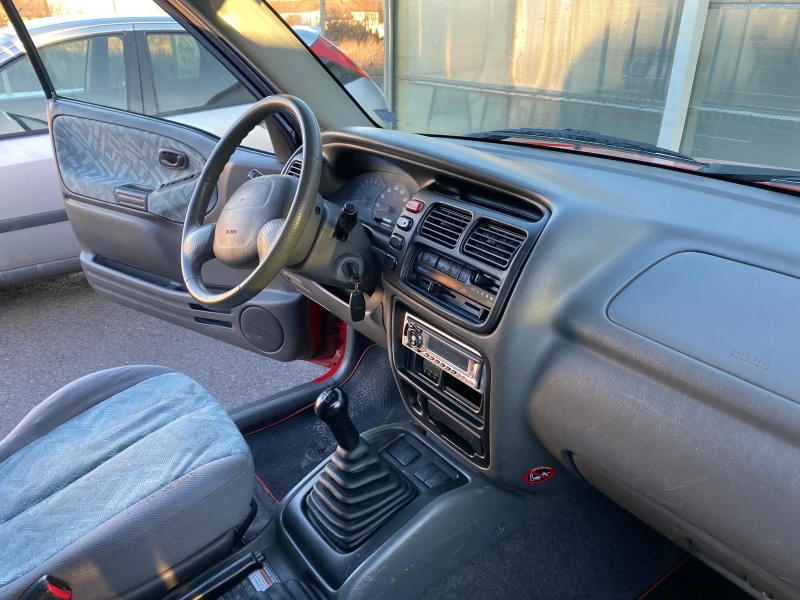 Suzuki Grand vitara 1.6  16V, снимка 12 - Автомобили и джипове - 47792645