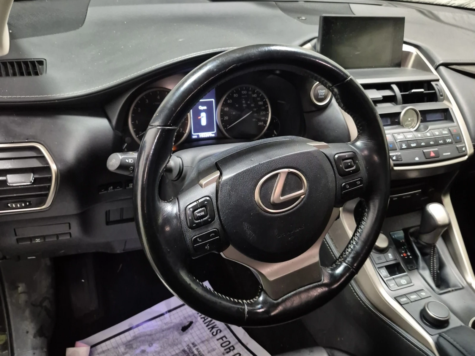 Lexus NX 200t * * CARFAX * * АВТО КРЕДИТ * * , снимка 7 - Автомобили и джипове - 54070816