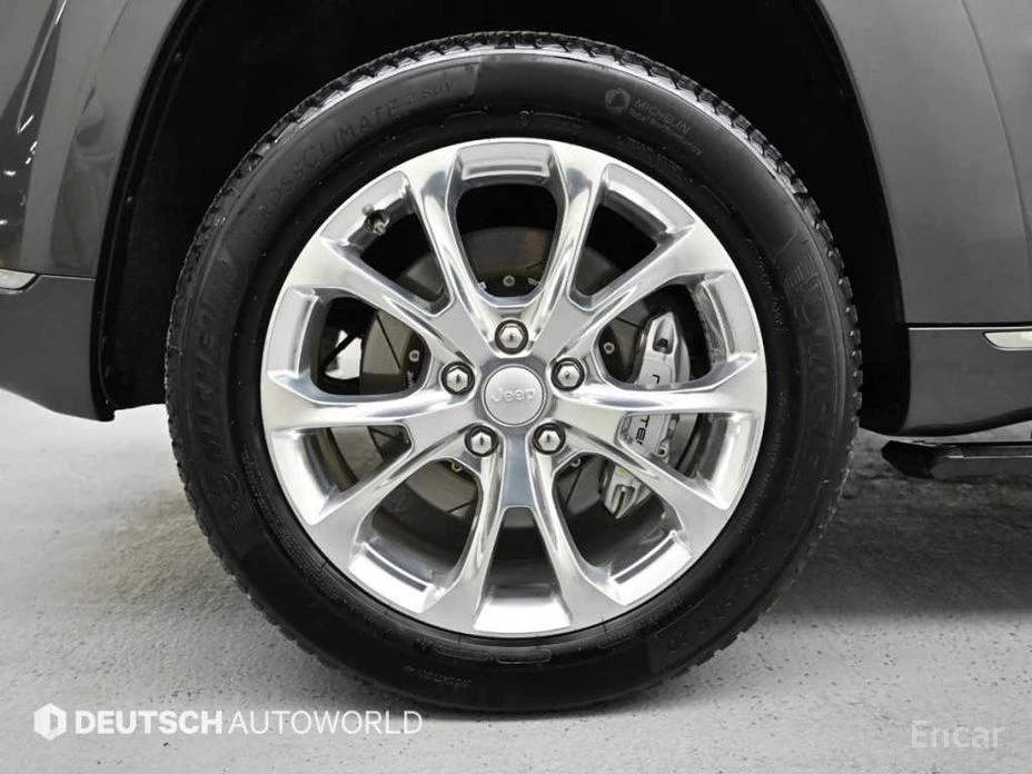 Jeep Grand cherokee SUMMIT WK2* PANO* ПОДГРЕВ* ОБДУХВАНЕ* НАВИ И ДР., снимка 5 - Автомобили и джипове - 54072587