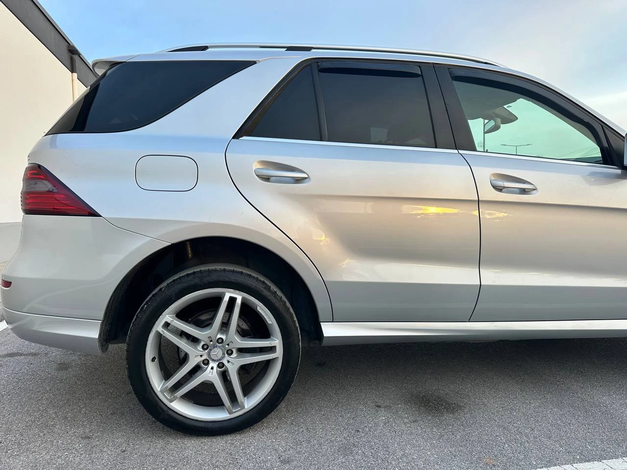 Mercedes-Benz ML 350 Bluetec, снимка 4 - Автомобили и джипове - 54359161