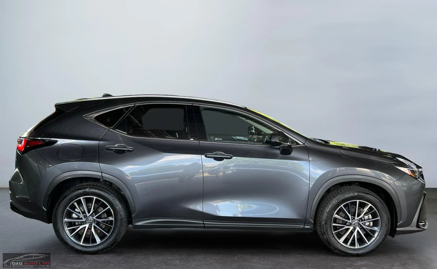 Lexus NX 450 h+ /E-FOUR/292HP/BUSINESS/CAM/LED/NAVI/KLESS/439q , снимка 4 - Автомобили и джипове - 55000667