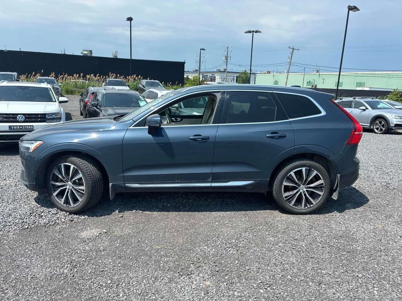 Volvo XC60 * Inscription * CARFAX * ЦЕНА ДО БГ, снимка 2 - Автомобили и джипове - 55276340