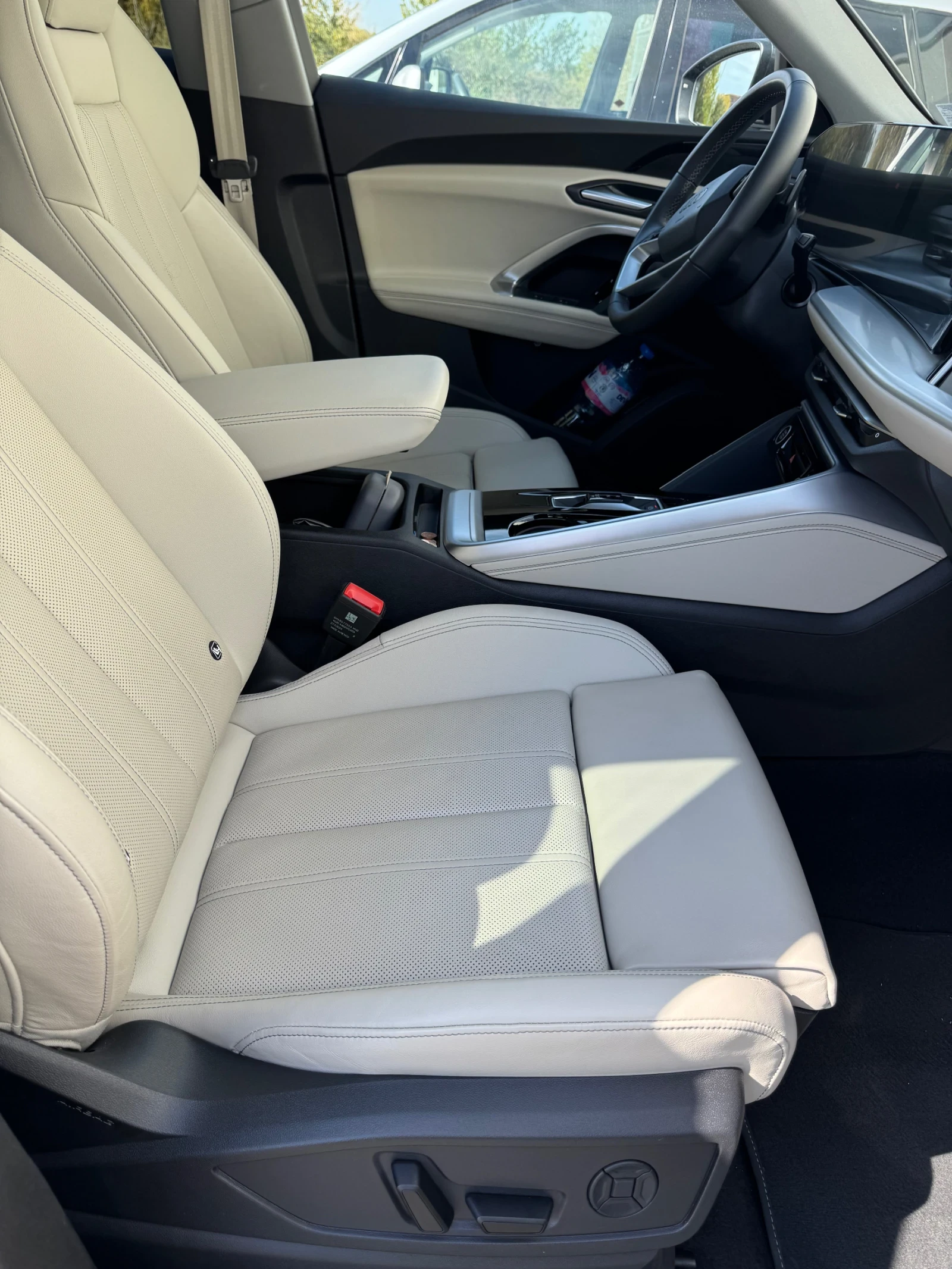 Audi Q5, снимка 10 - Автомобили и джипове - 56404802
