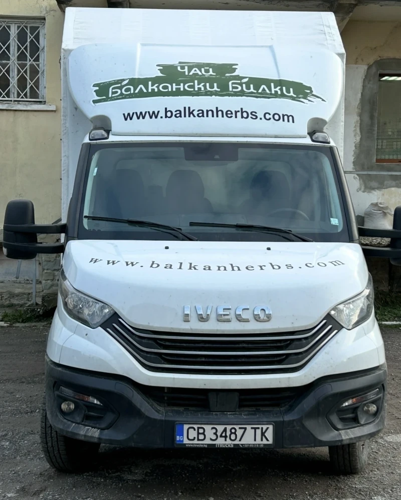 Iveco Daily 50C18, 3.5 т., 6.15 м. дължина , снимка 3 - Бусове и автобуси - 53237695