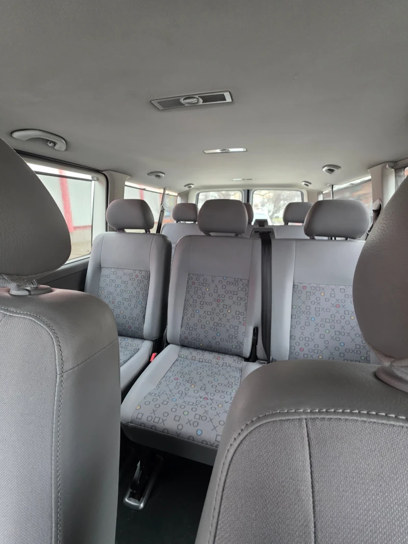 VW T5, снимка 7 - Бусове и автобуси - 53370264