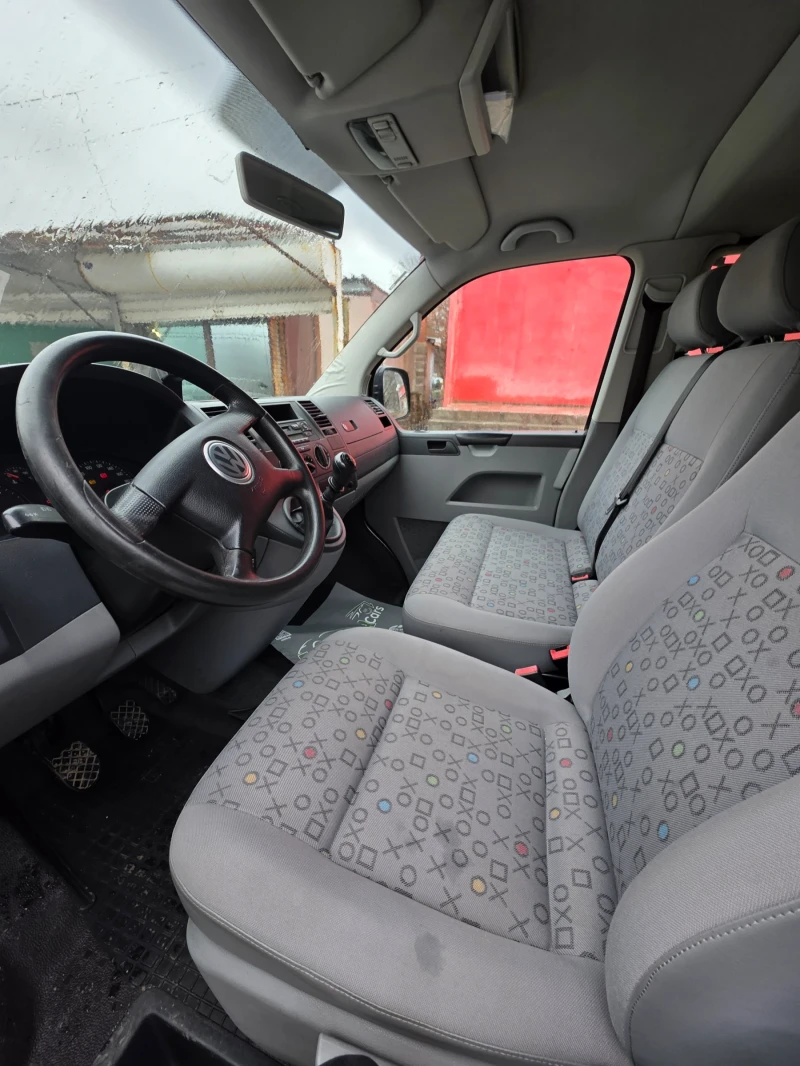 VW T5, снимка 4 - Бусове и автобуси - 53370264