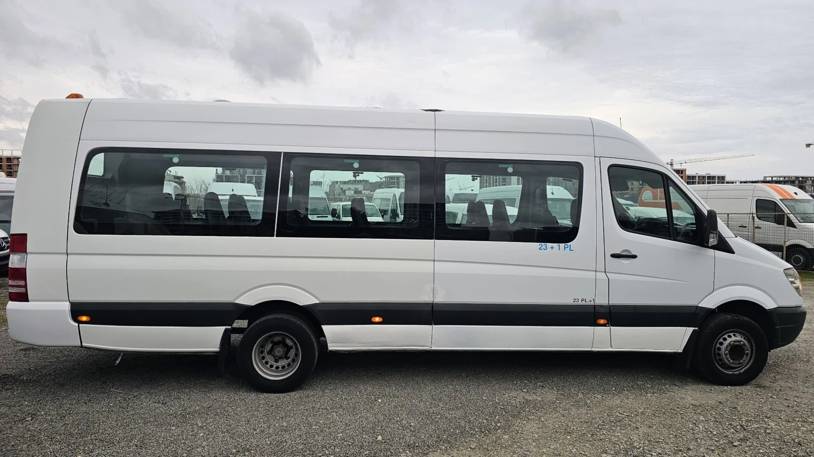 Mercedes-Benz Sprinter 511 TRANSFER XXXL - 24 места , снимка 4 - Бусове и автобуси - 53904801