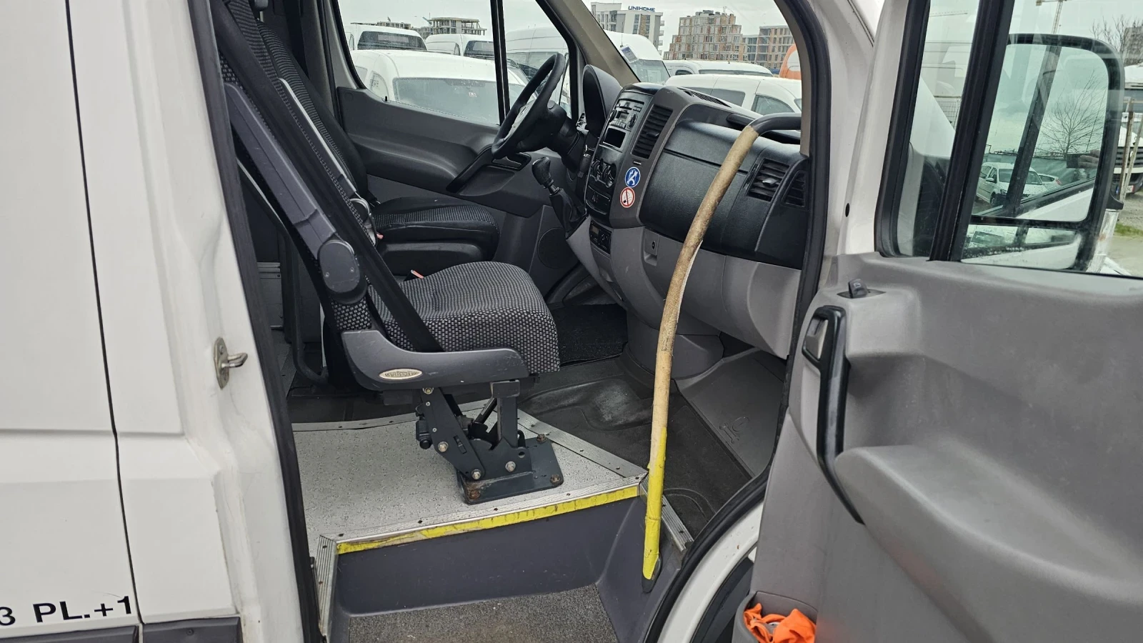 Mercedes-Benz Sprinter 511 TRANSFER XXXL - 24 места , снимка 11 - Бусове и автобуси - 53904801