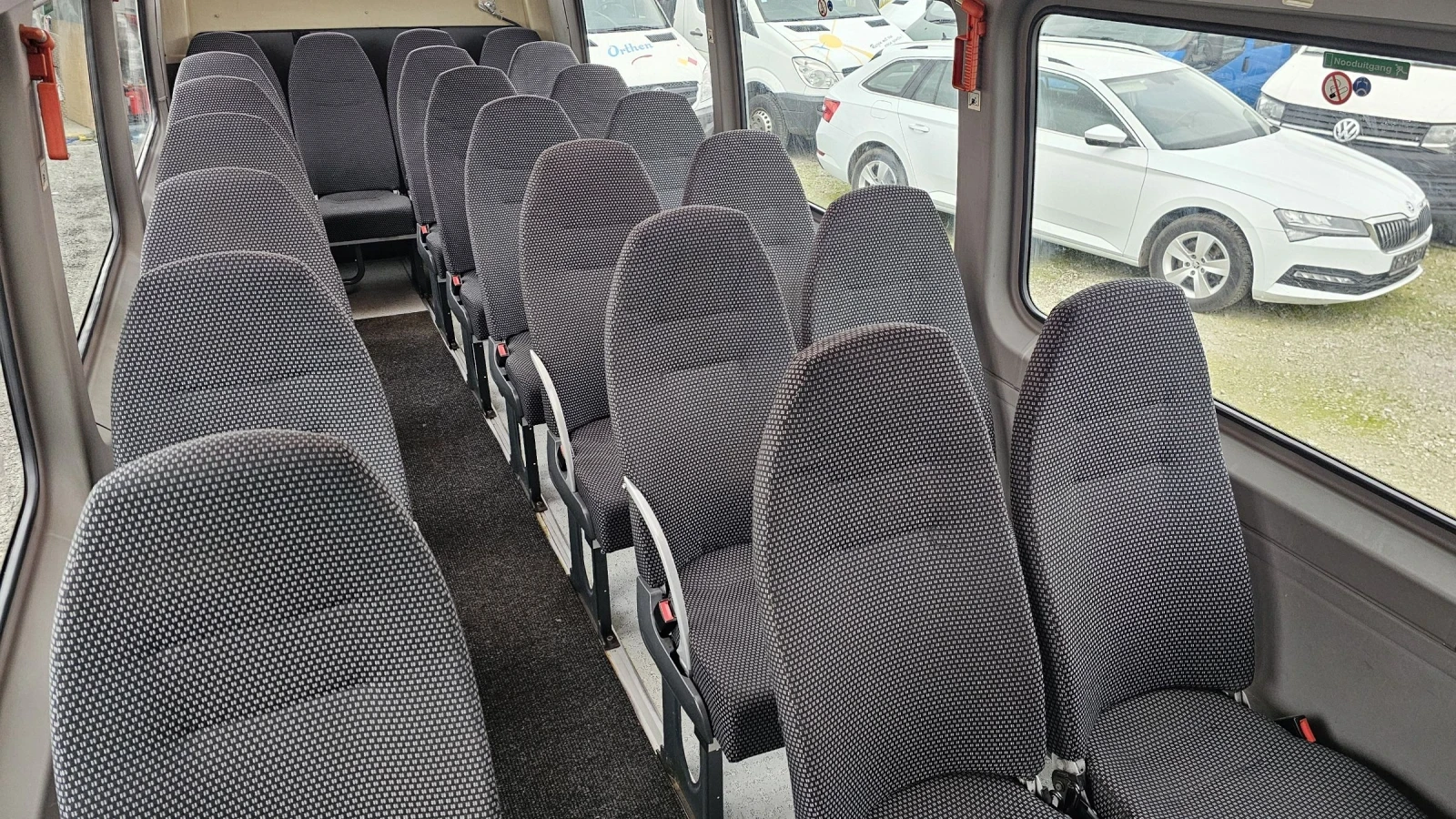 Mercedes-Benz Sprinter 511 TRANSFER XXXL - 24 места , снимка 12 - Бусове и автобуси - 53904801