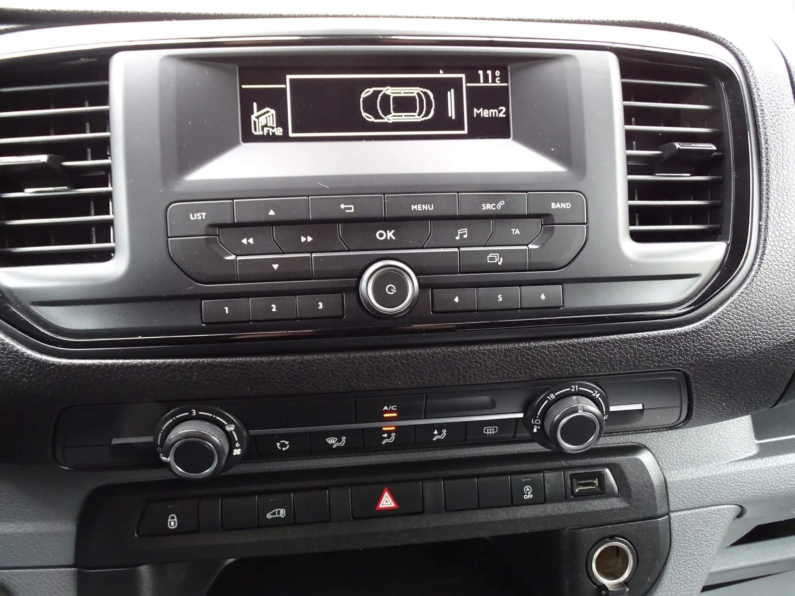 Opel Vivaro 2.0 KLIMA N1 MAXI  EURO 6  | Mobile.bg � ����������� 16