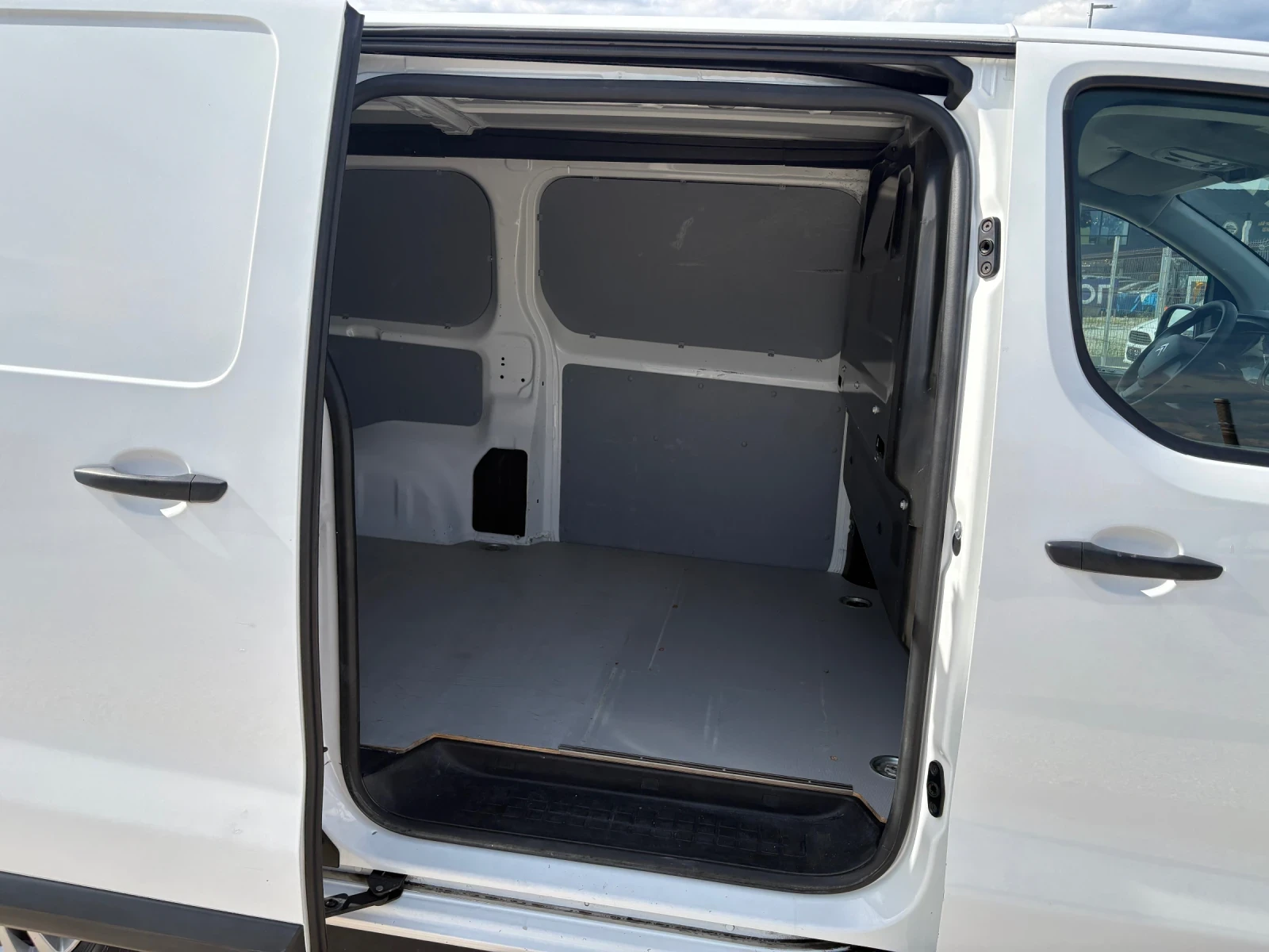 Citroen Jumpy 2.0hdi-klima -Euro 6, снимка 11 - Бусове и автобуси - 55212110