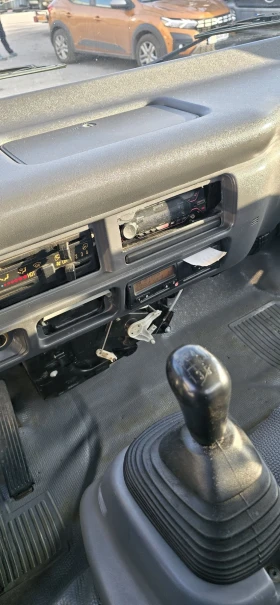 Isuzu Npr, снимка 11