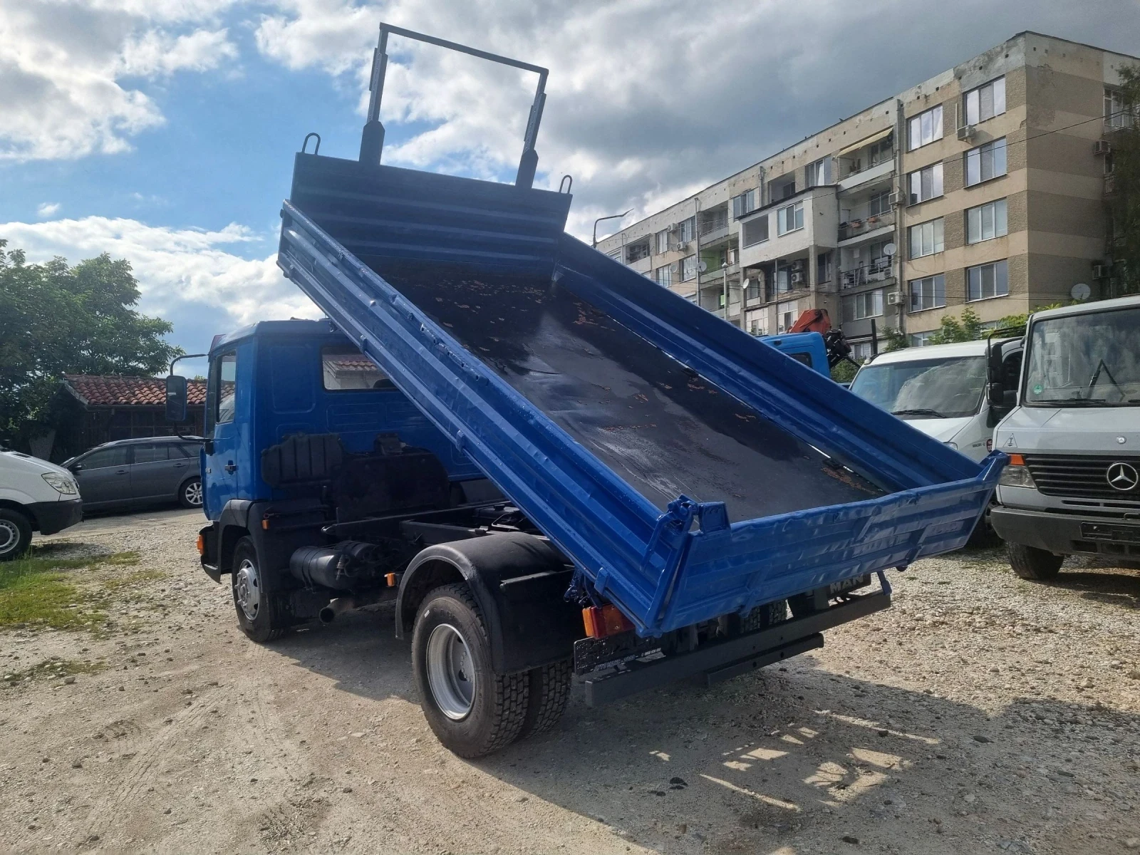 Man 8.163 самосвал - изображение 7