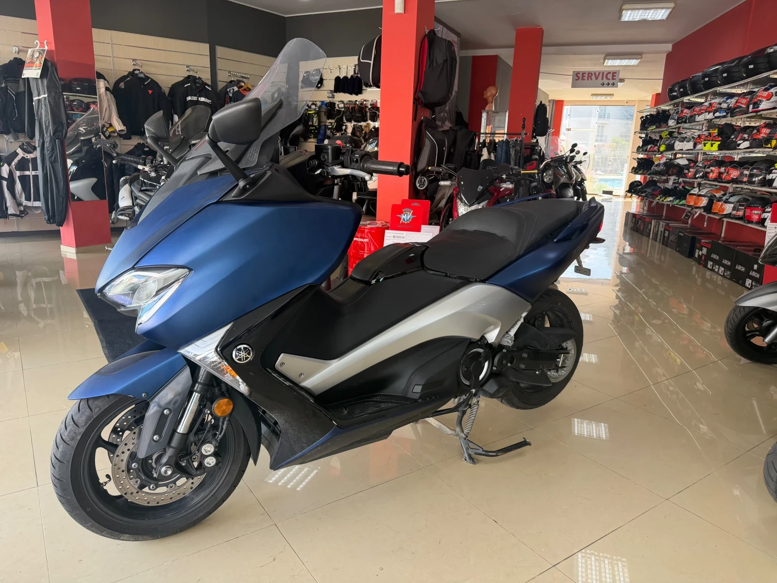 Yamaha T-max DX 530 AKRAPOVIC, снимка 10 - Мотоциклети и мототехника - 55446711