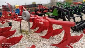  Pietro Moro  -  | Mobile.bg    8