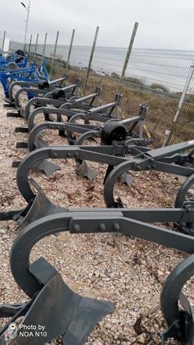  Pietro Moro  -  | Mobile.bg    3