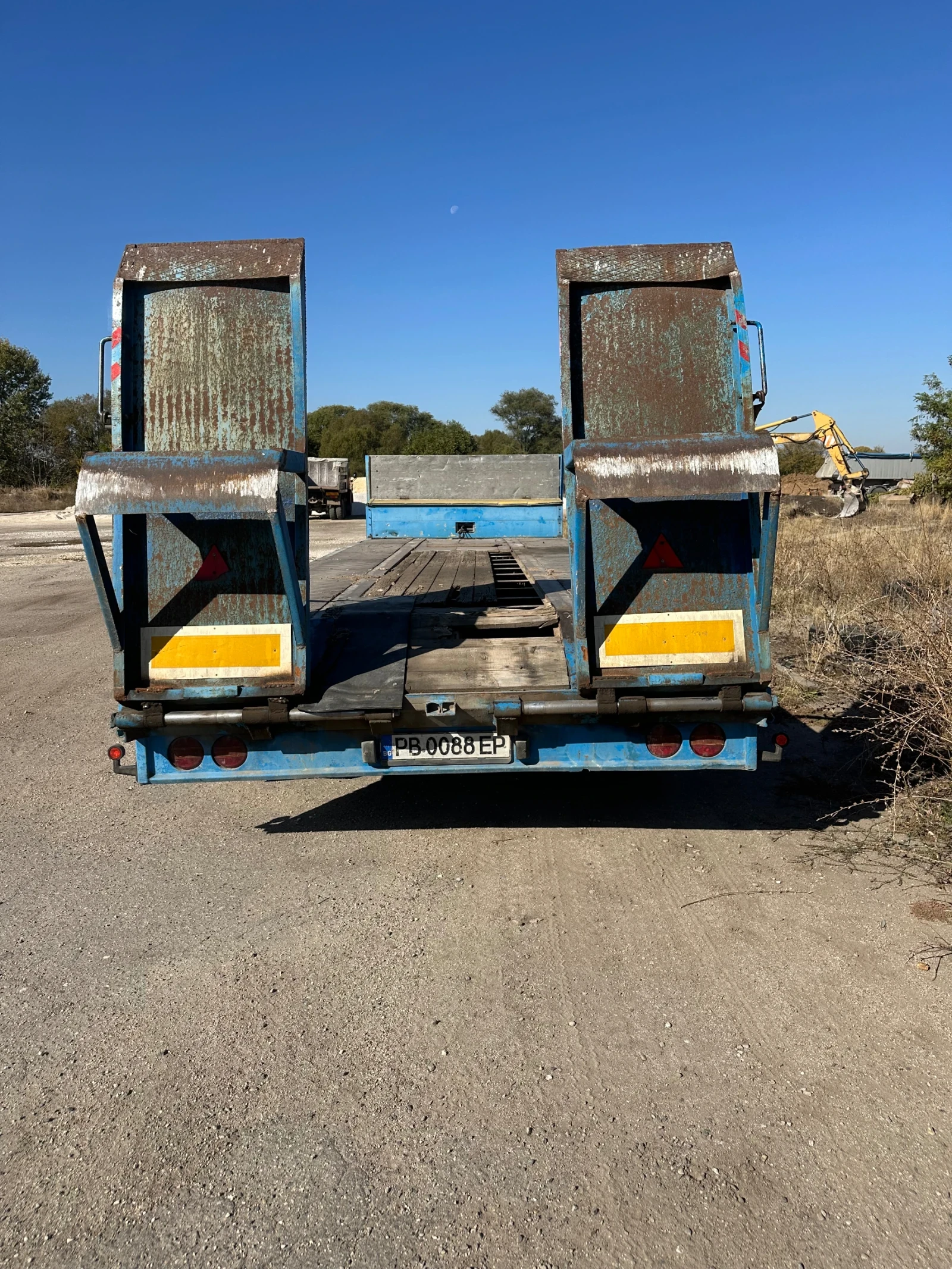   MAX TRAILER | Mobile.bg   3