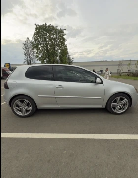 VW Golf 5 1.9 105 Климатик, снимка 3