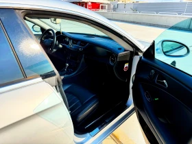 Mercedes-Benz CLS 350 V6/292 к.с/Distronic/Harman Kardon/Обслужен, снимка 10
