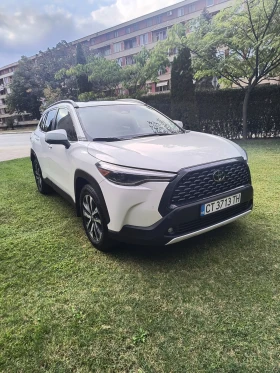     Toyota Corolla Cross XLE 4X4 