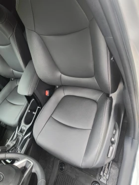Toyota Corolla Cross XLE 4X4  | Mobile.bg    16