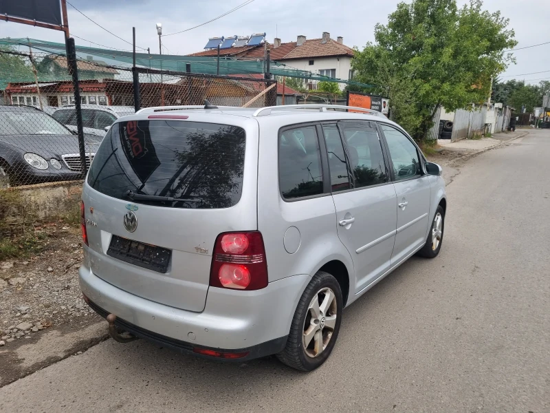 VW Touran 2, 000 TDI EURO4, снимка 5 - Автомобили и джипове - 46672891