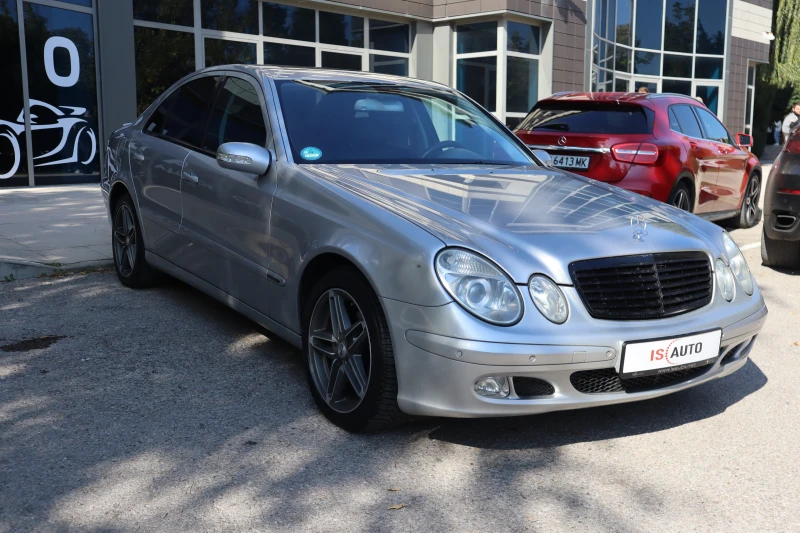 Mercedes-Benz E 200 Kompresor/Климатик/Мулти, снимка 2 - Автомобили и джипове - 47712357